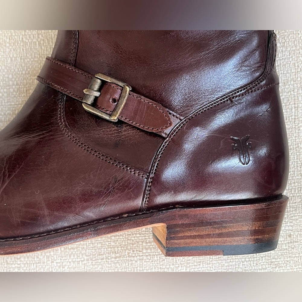 Frye Dorado Buckle Brown Tall Leather Boots 8 Box says 8.5 - Picture 8 of 15